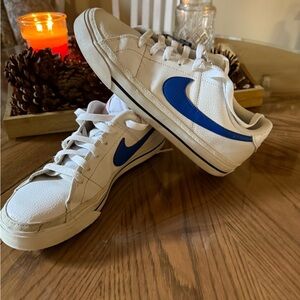 White & Royal Blue Nike Court Legacy Sneakers – Women’s 7.5 – Kentucky Colors